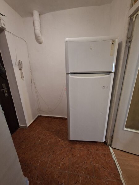 Obor, Mosilor, Stefan cel Mare, Gral Megical, 7 minute metrou